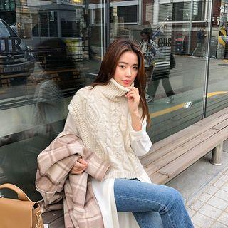 Turtleneck Sleeveless Cable Sweater