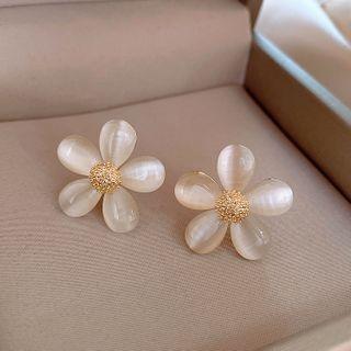Cat Eye Stone Flower Earring 1 Pair - White & Gold - One Size