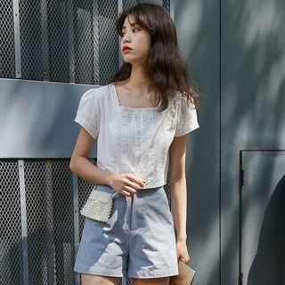 Short-sleeve Square Neck Cropped Blouse