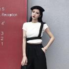 Buckled Plain Short-sleeve T-shirt