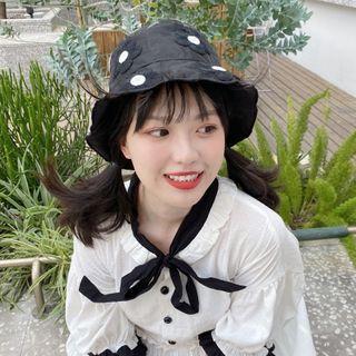 Flower Embroidered Mesh Bucket Hat