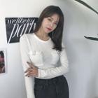 Dual-pocket Slim-fit T-shirt