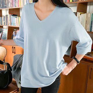 Plus Size Elbow-sleeve V-neck Knit Top