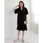 V-neck Ruffle-hem H-line Shirtdress