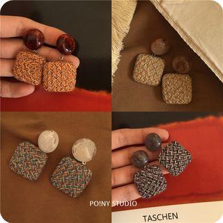 Linen Blend Earring