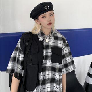 Short-sleeve Paneled Buckled Plaid Shirt