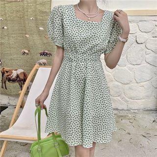 Puff-sleeve Square-neck Floral Dress Green - One Size