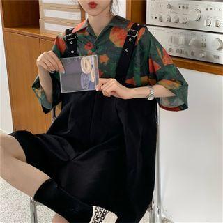 Elbow-sleeve Floral Print Shirt / Buckled Wide-leg Jumper Shorts