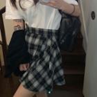 V-neck Sweater Vest / Short-sleeve T-shirt / Plaid Mini A-line Skirt