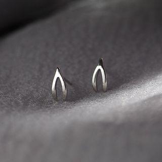 925 Sterling Silver V-shape Earring R636 - One Size