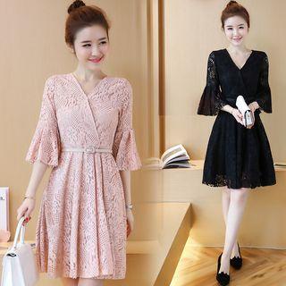 Elbow-sleeve Lace Pleated A-line Dress