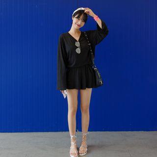 Set: Long-sleeve T-shirt + Band-waist Skort