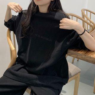 Lettering Embroidery Sweatshirt