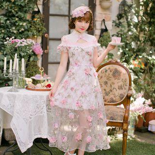 Flower Applique Short-sleeve A-line Midi Dress