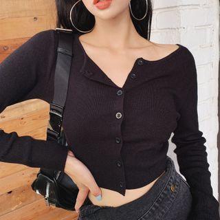 Long-sleeve Buttoned Knit Crop Top