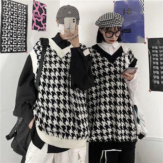 Couple Matching V-neck Houndstooth Knit Vest