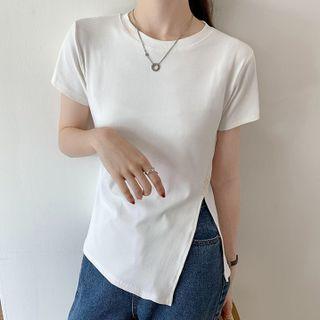 Short-sleeve Asymmetrical Hem Slit T-shirt