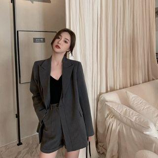 Single Breasted Blazer + High-waist Dress Shorts