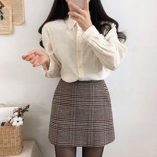 Plain Shirt / Plaid Mini A-line Skirt / Set