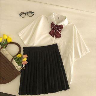 Short-sleeve Plain Shirt / Bowtie / Pleated Mini A-line Skirt / Set