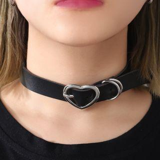Heart Buckled Choker Black - One Size