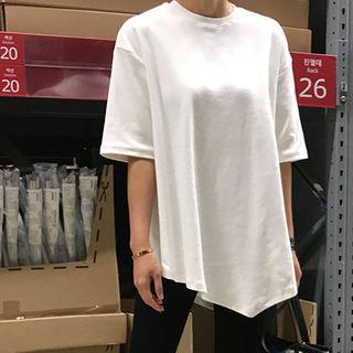 Diagonal-hem T-shirt