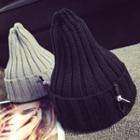 Zip-up Accent Beanie