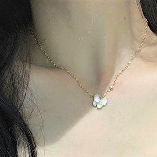 Butterfly Shell Pendant Alloy Necklace 1 Pc - Gold & White - One Size