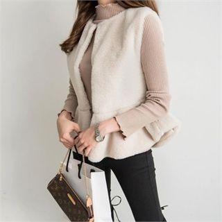 Hook-and-eye Peplum Faux-fur Vest