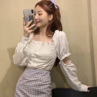 Detachable-sleeve Shirred Blouse
