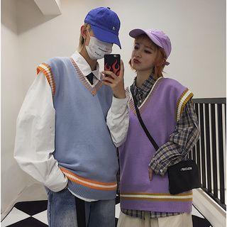 Color-trim V-neck Knit Vest