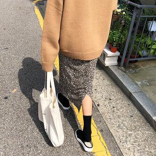 Slit-back Leopard Skirt