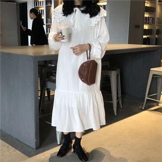 Frilled Long-sleeve Loose-fit Dress