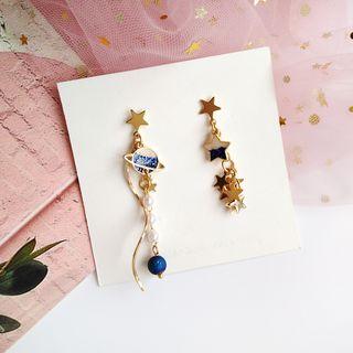 Non-matching Faux Pearl Planet & Star Fringed Earring
