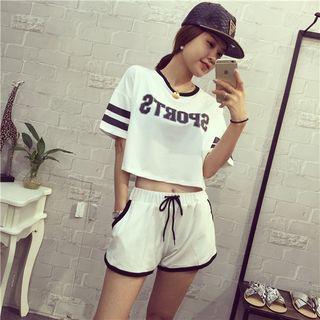 Set: Letter Cropped Short-sleeve T-shirt + Shorts