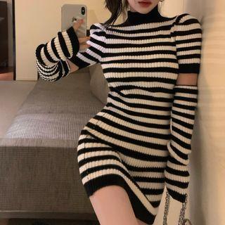 Set: Short-sleeve Striped Knit Mini Bodycon Dress + Arm Sleeves Set Of 2 - Dress & Arm Sleeves - Stripes - Black & White - One Size