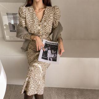 Set: Puff-sleeve Jacquard Blouse + Long Skirt Beige - One Size