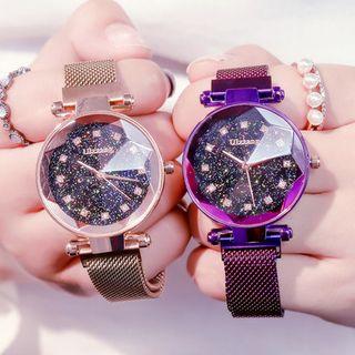Set: Milanese Strap Watch + Lettering Bangle