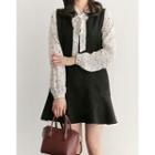 Tie-front Star Print Blouse