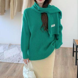 Set: Plain Sweater + Applique Scarf