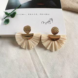 Tassel Fan Stud Earring