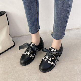 Houndstooth Panel Chunky Heel Lace-up Shoes
