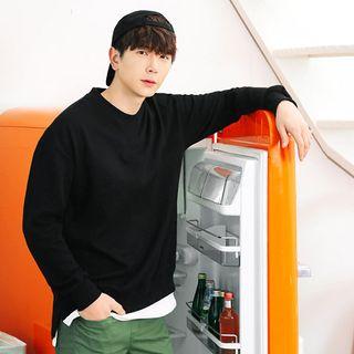 Layered-hem Lettering-trim Sweatshirt