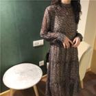 Plain Knit Vest / Floral Print Long-sleeve Chiffon Dress
