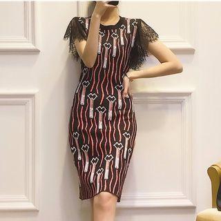 Sleeveless Lace Trim Patterned Knit Dress