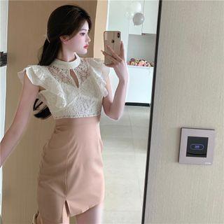 Mock Two-piece Sleeveless Ruffled Bodycon Dress