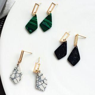 Mable Dangle Earring