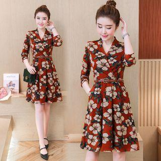 3/4-sleeve Floral V-neck Dress