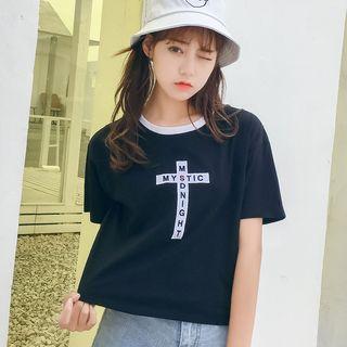 Short-sleeve Cross Applique T-shirt