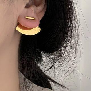 Fan Shape Ear Stud Gold - One Size